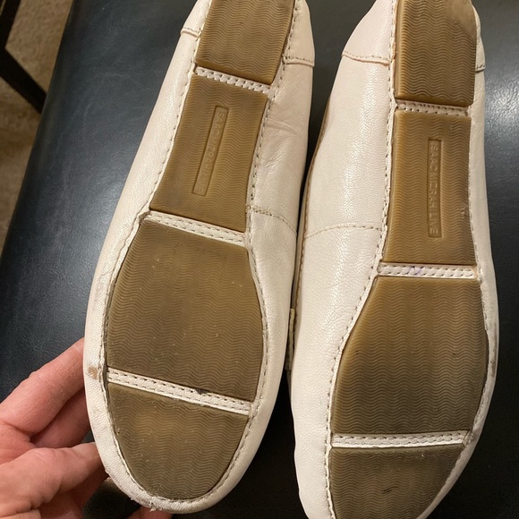 ISAAC MIZRAHI “ Reba” size 8 white leather woman’s loafer - Picture 10 of 10